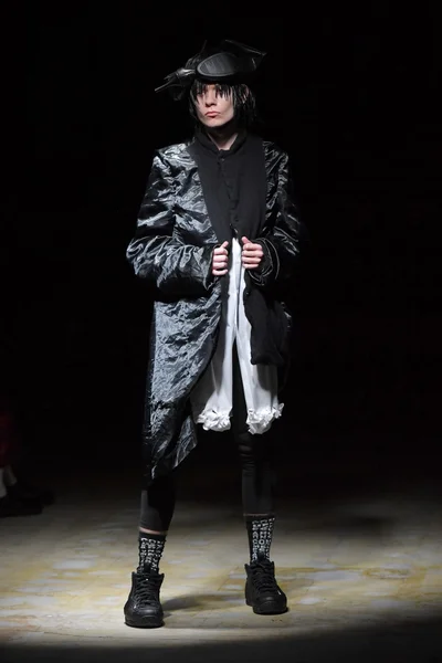 Look 31